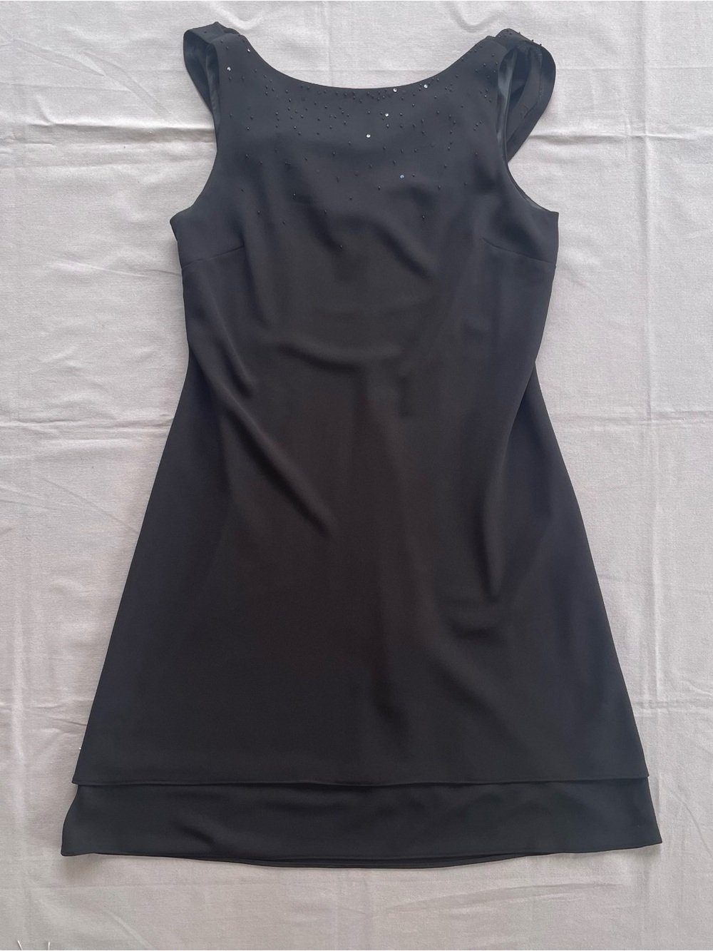 Jones Wear Dress Knee Length Solid Black Dress Size 14 rhinestone Sequin GUC